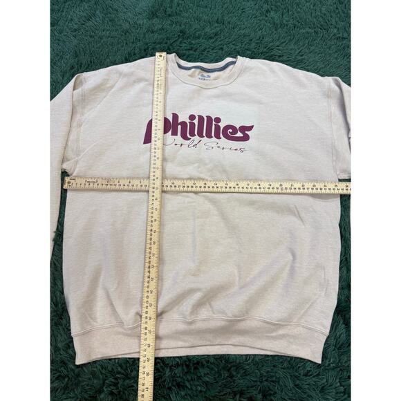 Philadelphia Phillies Cream Colored XL Sweatshirt Unisex MLB - Picture 6 of 7